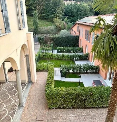 - Maderni View Apartmán *